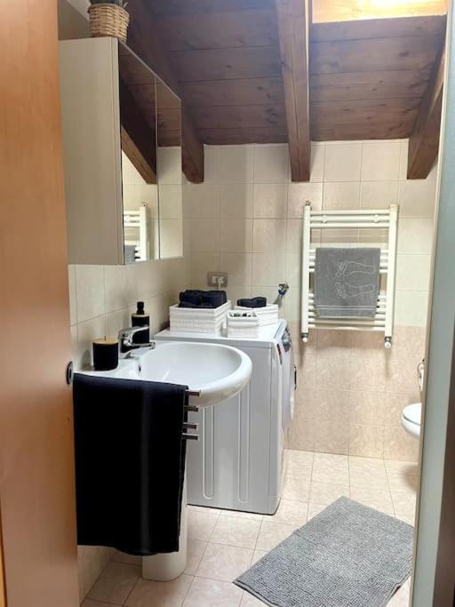 Apartmán Mansarda Antica Milano San Giuliano Milanese Exteriér fotografie